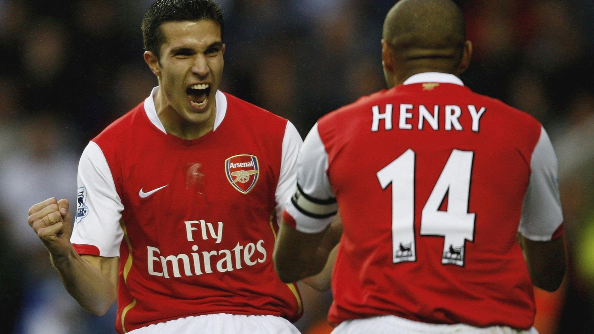 当皮克在诺坎普的阴影里微笑,一场胜利与一个时代的遥远回响