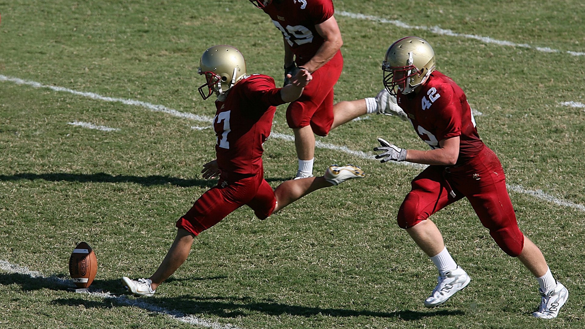 F1年度争冠之夜,小贾伦数据全面爆炸,当赛道轰鸣遇见篮球史诗